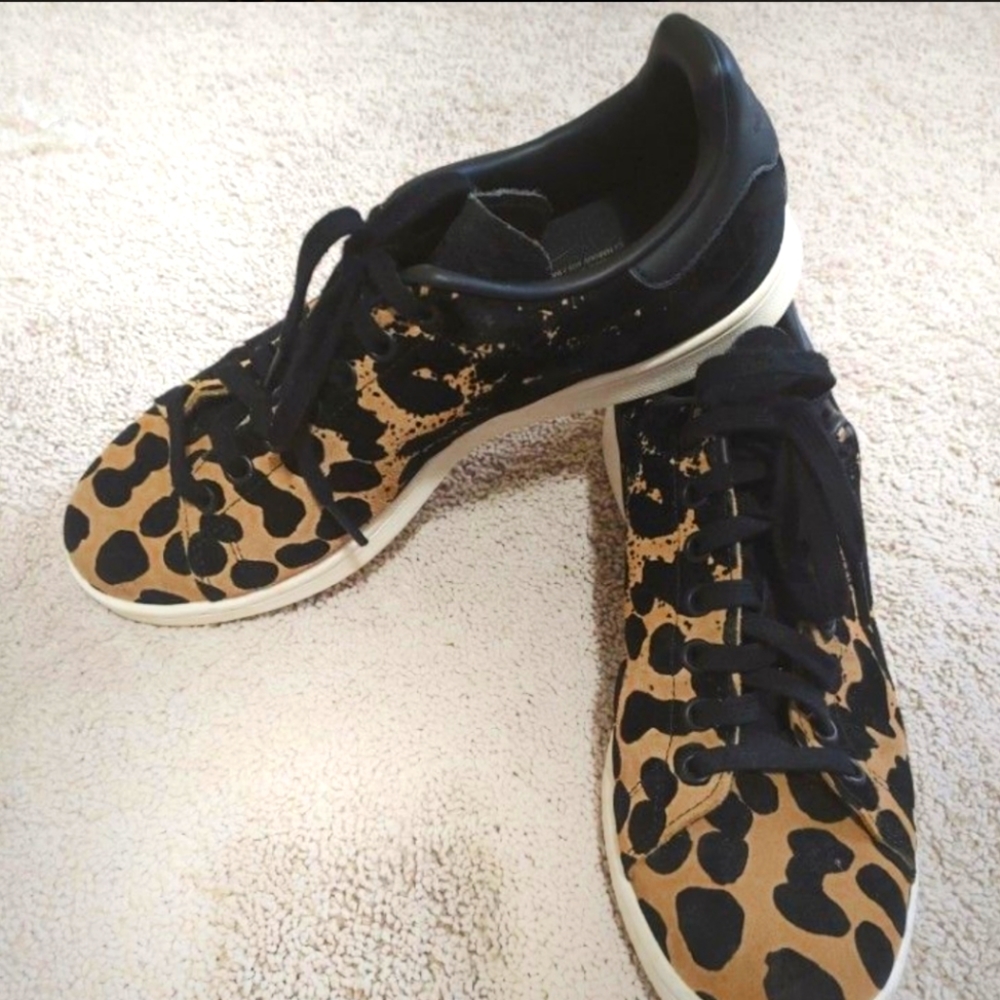 Animal print sneakers.